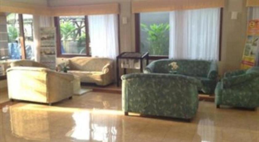 Grand Sumatera Hotel Surabaia Exterior foto