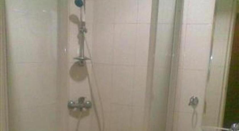 Grand Sumatera Hotel Surabaia Exterior foto