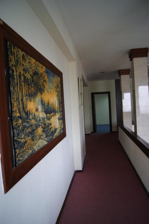 Grand Sumatera Hotel Surabaia Exterior foto